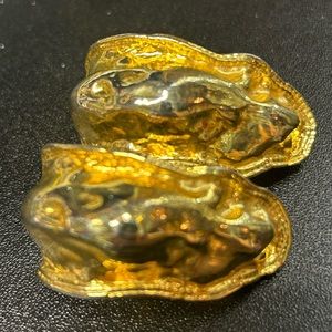 Vintage Style Clip on Gold tone Earrings